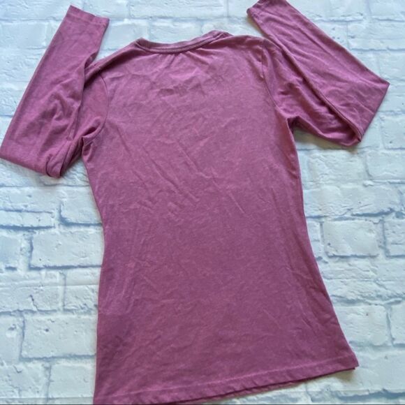 Nike Dri Fit Slim Fit Knit Long Sleeve Top EUC Medium - Picture 4 of 7